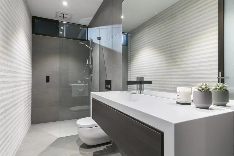 Оформлення ванної кімнати плиткою PORCELANOSA BELICE. Фото 3