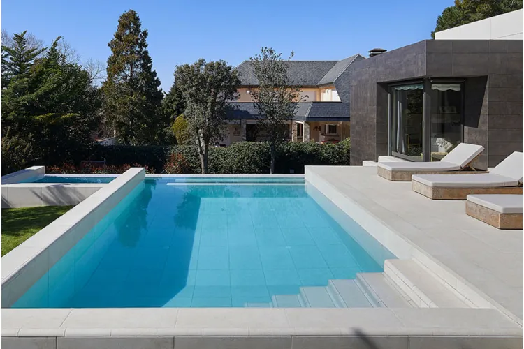 MISTERY WHITE LISO SMOOTH 48,8x97,9x1 R. 50M (гладка плитка для басейну) image 3