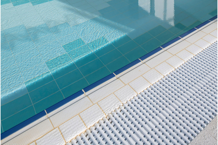 POOL XPP56005 біло-синя 11.5х19.7 плитка для басейну з переливним краєм Фінляндія зображення 2