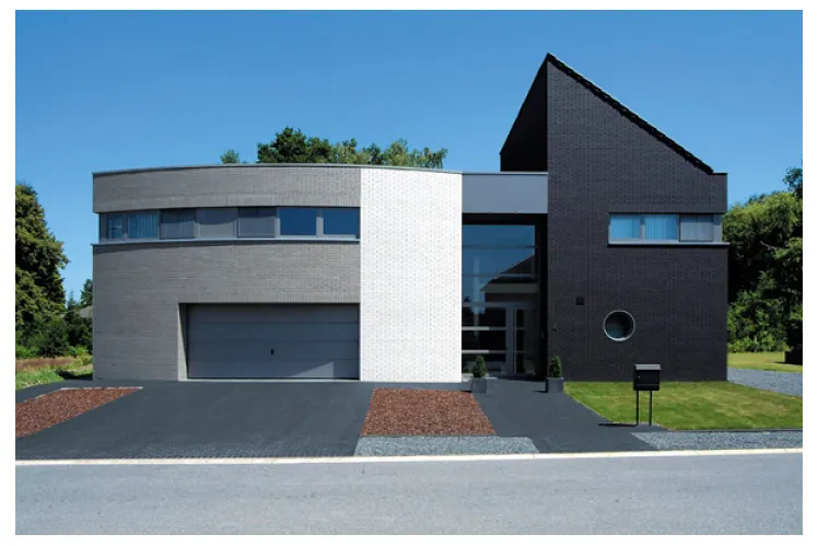 Гладкий сірий клінкер для фасадів «Cerrad Szara». Фото